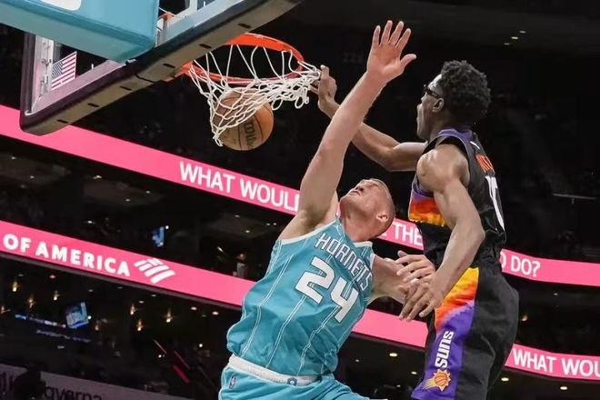 闻背后隐藏 闻背后隐藏